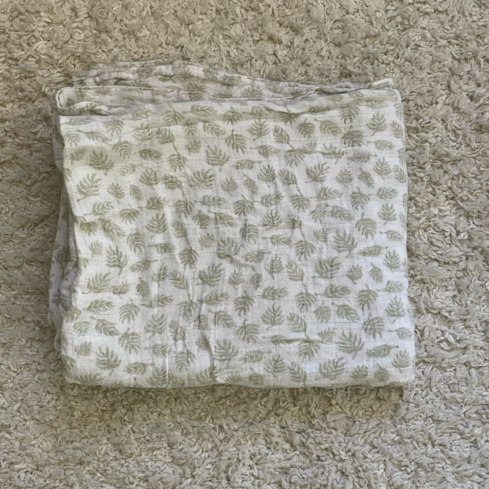 Bunny Palm Baby Swaddle EUC
